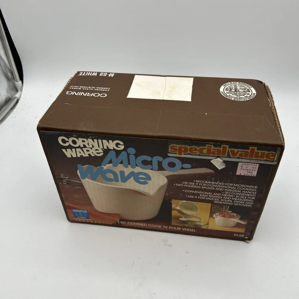 vintage CorningWare Microwave 1-Qt. Covered Cook 'N' Pour Vessel M-68